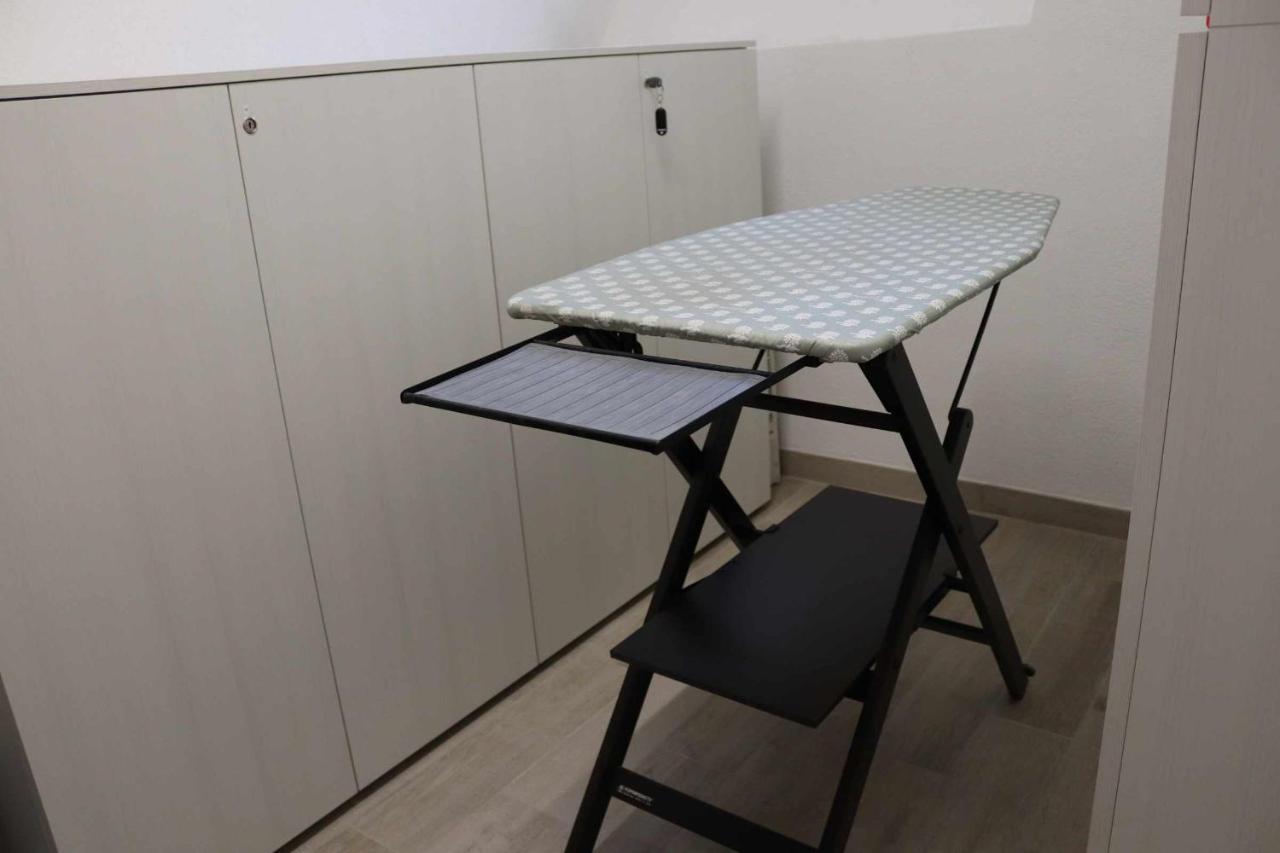 Moon Bologna Apartment Bagian luar foto