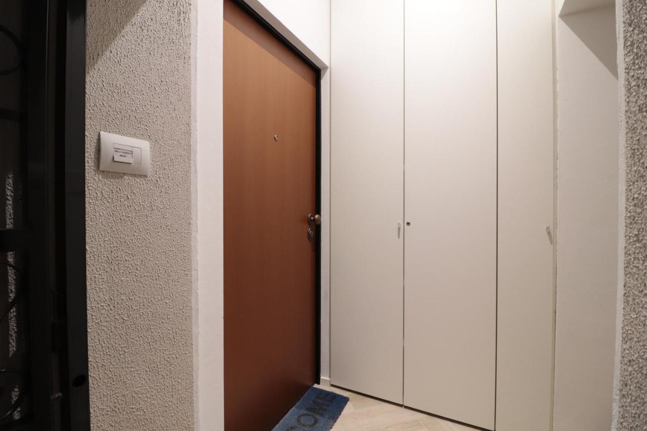 Moon Bologna Apartment Bagian luar foto