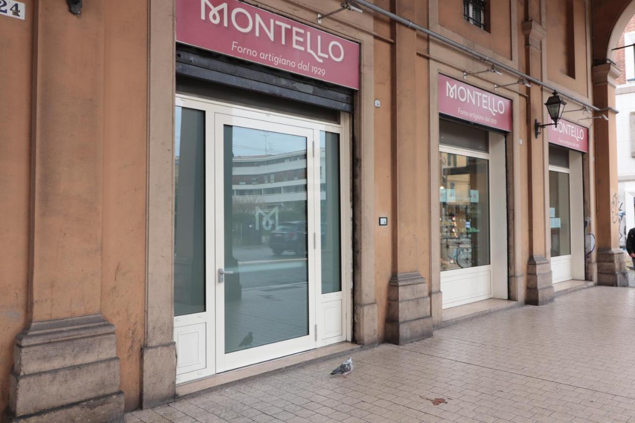Moon Bologna Apartment Bagian luar foto