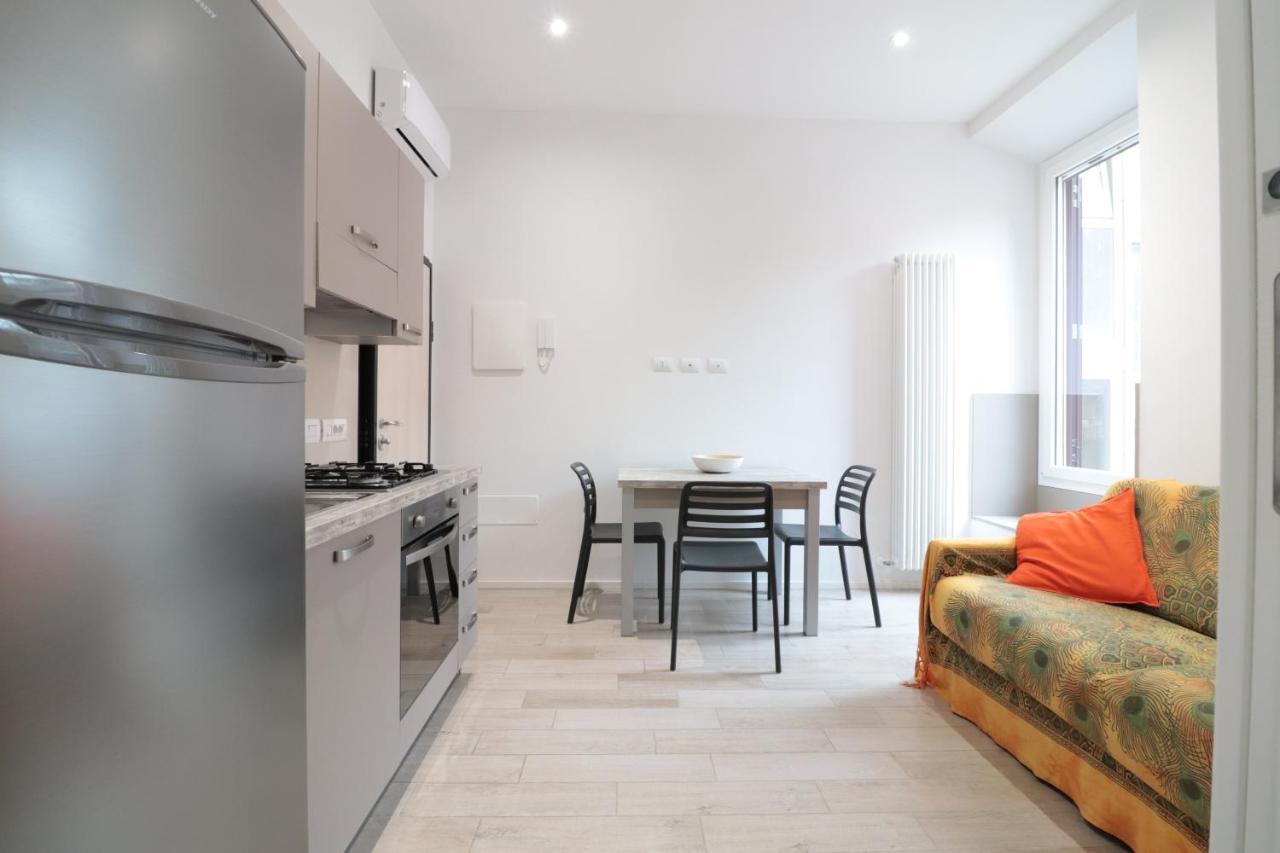 Moon Bologna Apartment Bagian luar foto